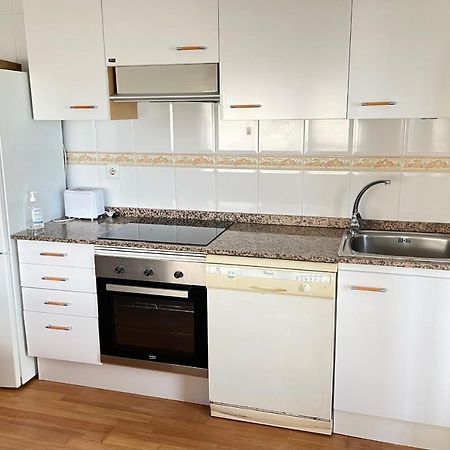 Apartment With Sea Views Next To The Beach Of Mar Bella Barcelona Bagian luar foto